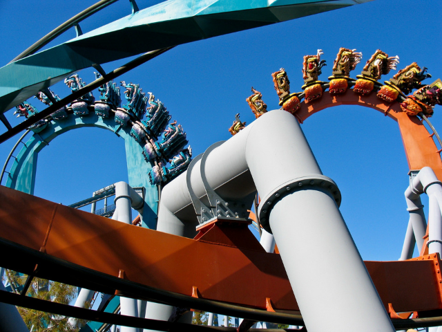 Dueling Dragons Dragon Challenge Roller Coaster with Red and Blue color