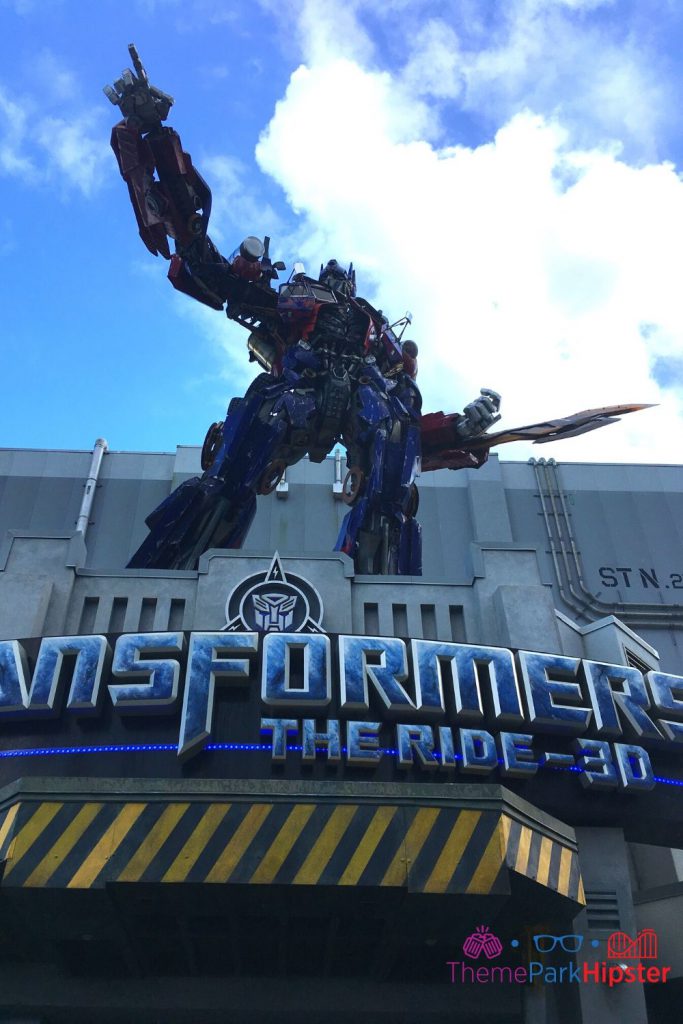 The Ride 3D at Universal Studios Orlando with Optimus Prime Pointing to the Sky.
