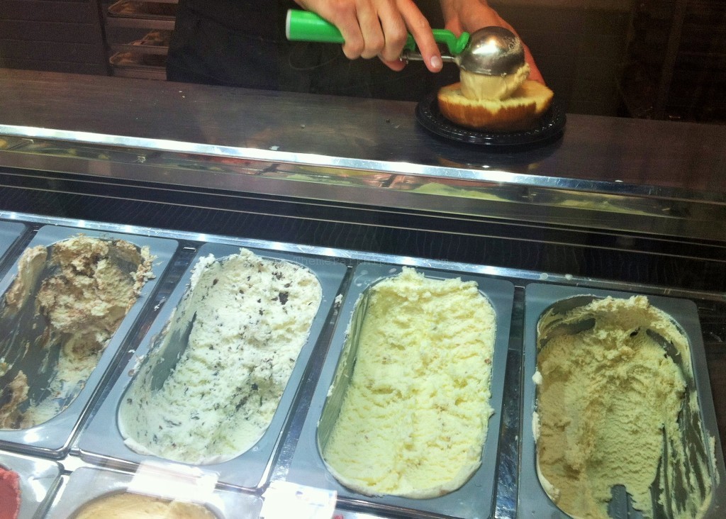 Step 1: Select a Flavor L'Artisan des Glace at Epcot France Pavilion. One of the best desserts at Disney World.