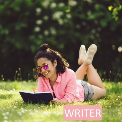 Gina Arfi Disney Writer at ThemeParkHipster