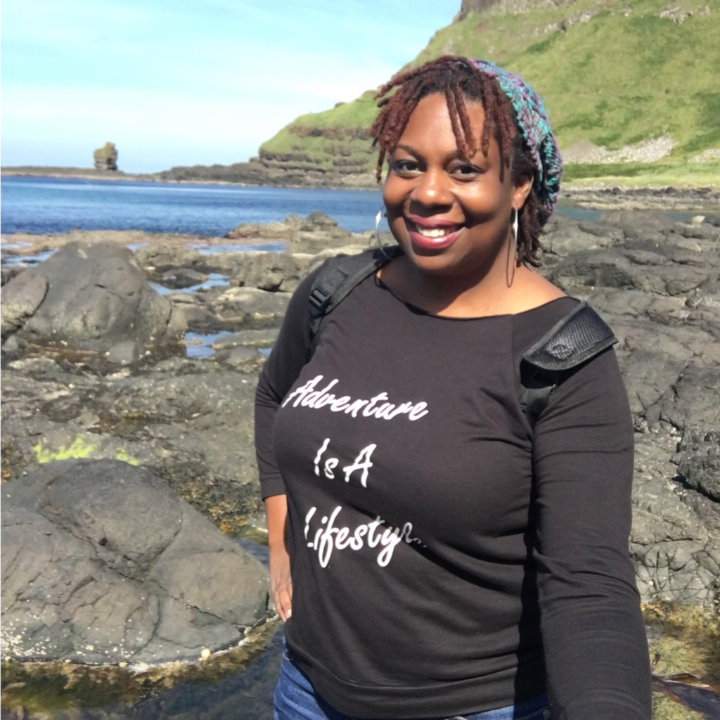 Outdoorsy Diva Loves Going to Theme Parks Alone. Keep reading to get the benefits of going to theme parks alone and having a solo Orlando, Florida trip.