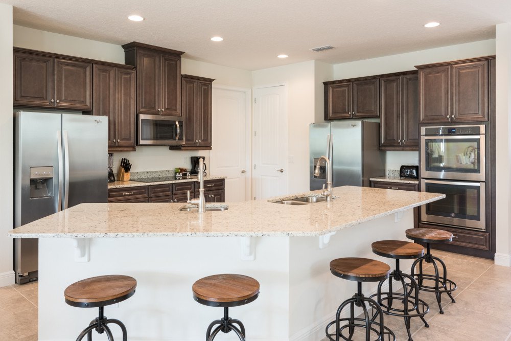 Encore at Reunion Resort Orlando Vacation Home fully-equipped kitchen with gated resort.