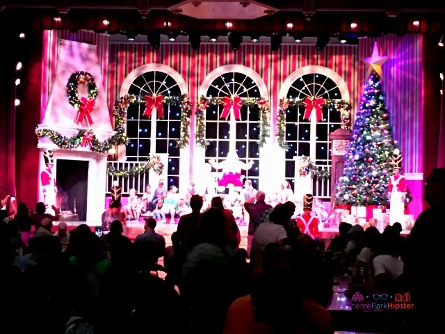 Christmas Town Village at Busch Gardens Holiday Show. Keep reading to get the full guide on doing Christmas at Busch Gardens Tampa!