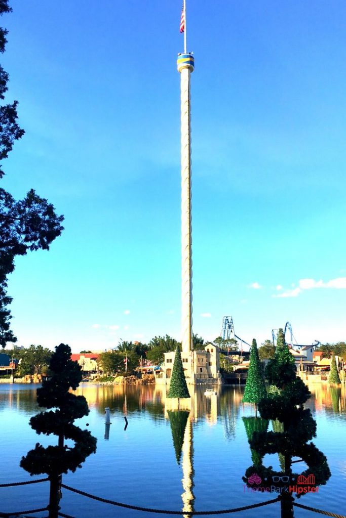 SeaWorld Christmas Celebration with Giant Christmas Tree in the water. Keep reading to learn more about the best SeaWorld Orlando restaurants.