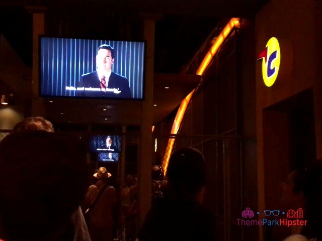 Soarin Around the World at PreShow with Male Speaker