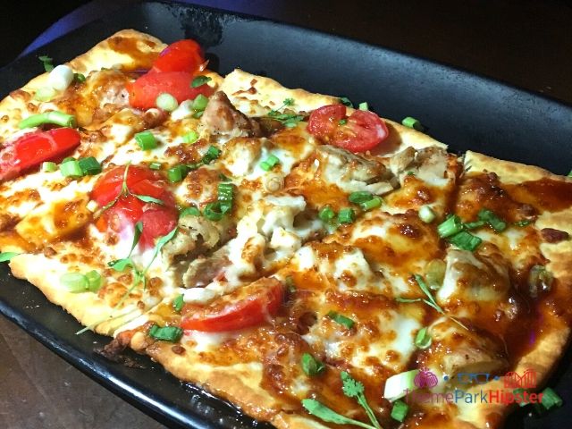 Trader Sam Grog Grotto Thai Chicken Flatbread with Bacon and Peanut Sauce