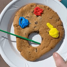 Painter Palette Cookie. Keep reading for the best food at Epcot Festival of the Arts.