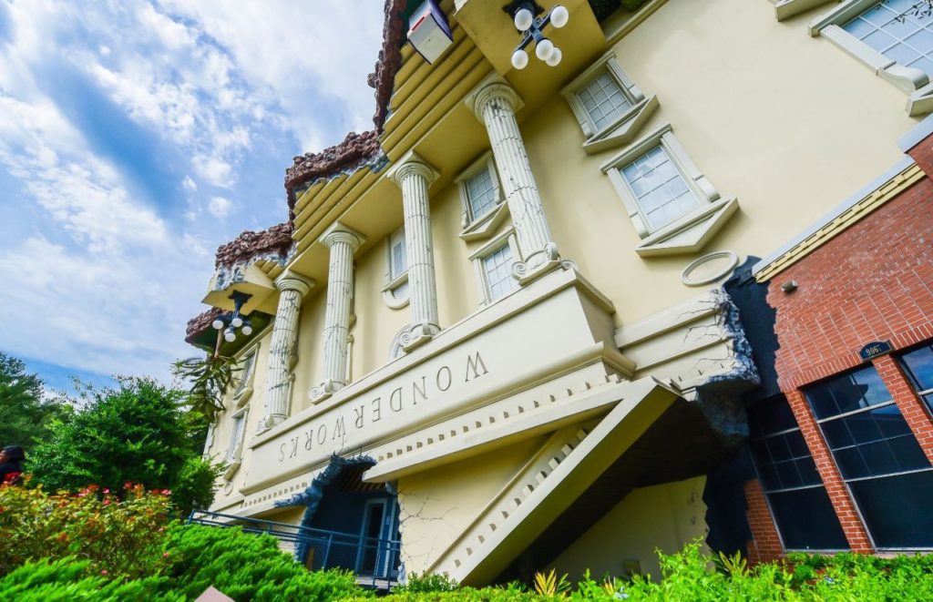 WonderWorks-Orlando-Upside-Down-Building-Photo-Courtesy-of-Wonderworks. Keep reading for fun indoor activities Orlando.