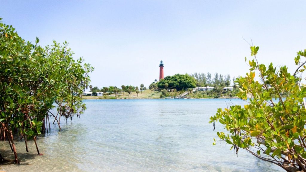 Jupiter Beach Florida with Lighthouse. Keep reading to learn about the best beach close to Disney World and the Best Florida Beaches Near Disney World.