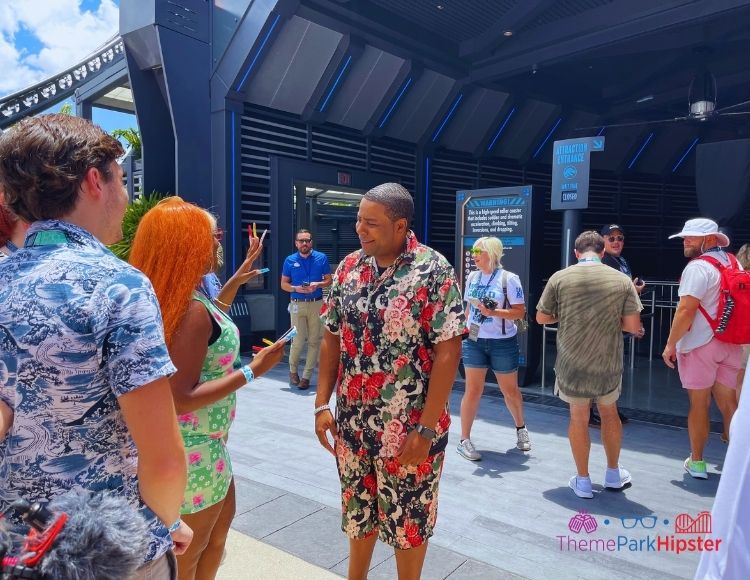 Kenan Thompson at Velocicoaster opening day at Universal Islands of Adventure. Keep reading to get the best Jurassic World Velocicoaster photos.