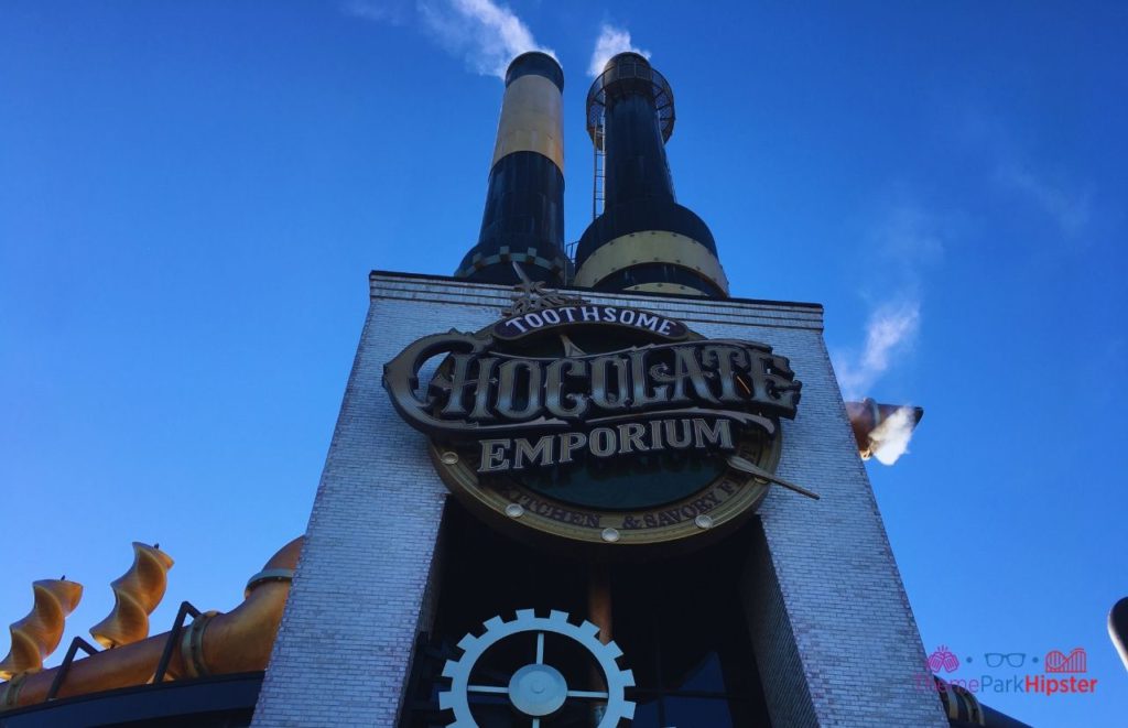 Toothsome Chocolate Emporium Entrance. Keep reading to get the full Guide to Universal CityWalk Orlando with photos, restaurants, parking and more!