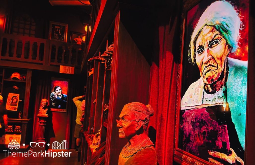 HHN 30 Story Teller Universal Orlando Halloween Horror Nights. Keep reading to see is Halloween Horror Nights worth it?