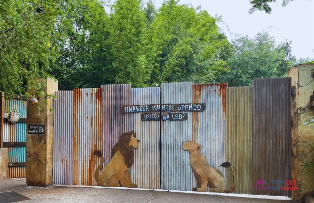 Harambe Village Nala and Simba Gate Animal Kingdom. Keep reading to get the best rides at Animal Kingdom for Genie Plus and Lightning Lane.