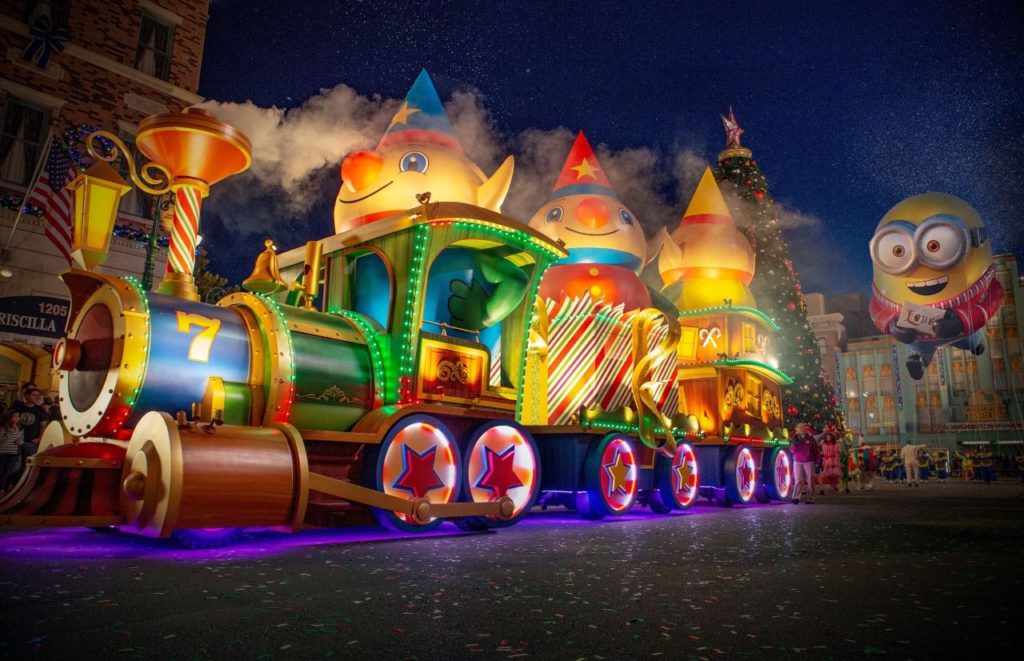 Universal Holiday Parade with Macy in Universal Studios Florida