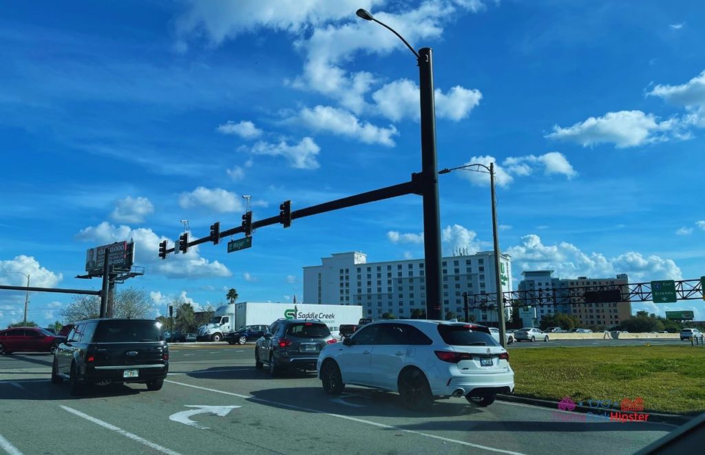 Holiday Inn and Suites Across Universal Orlando at Intersection