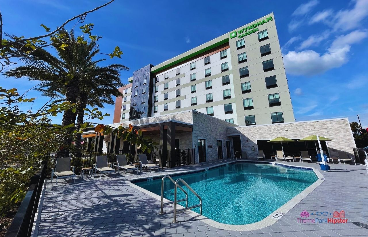 Wyndham Garden Hotel Near Universal Orlando for Solo Travelers
