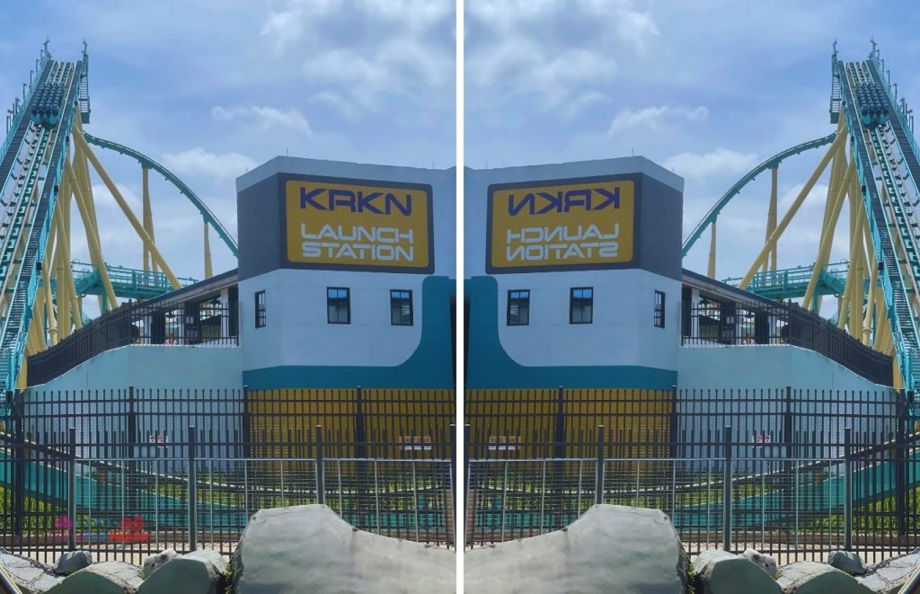 SeaWorld Orlando Kraken Rollercoaster queue