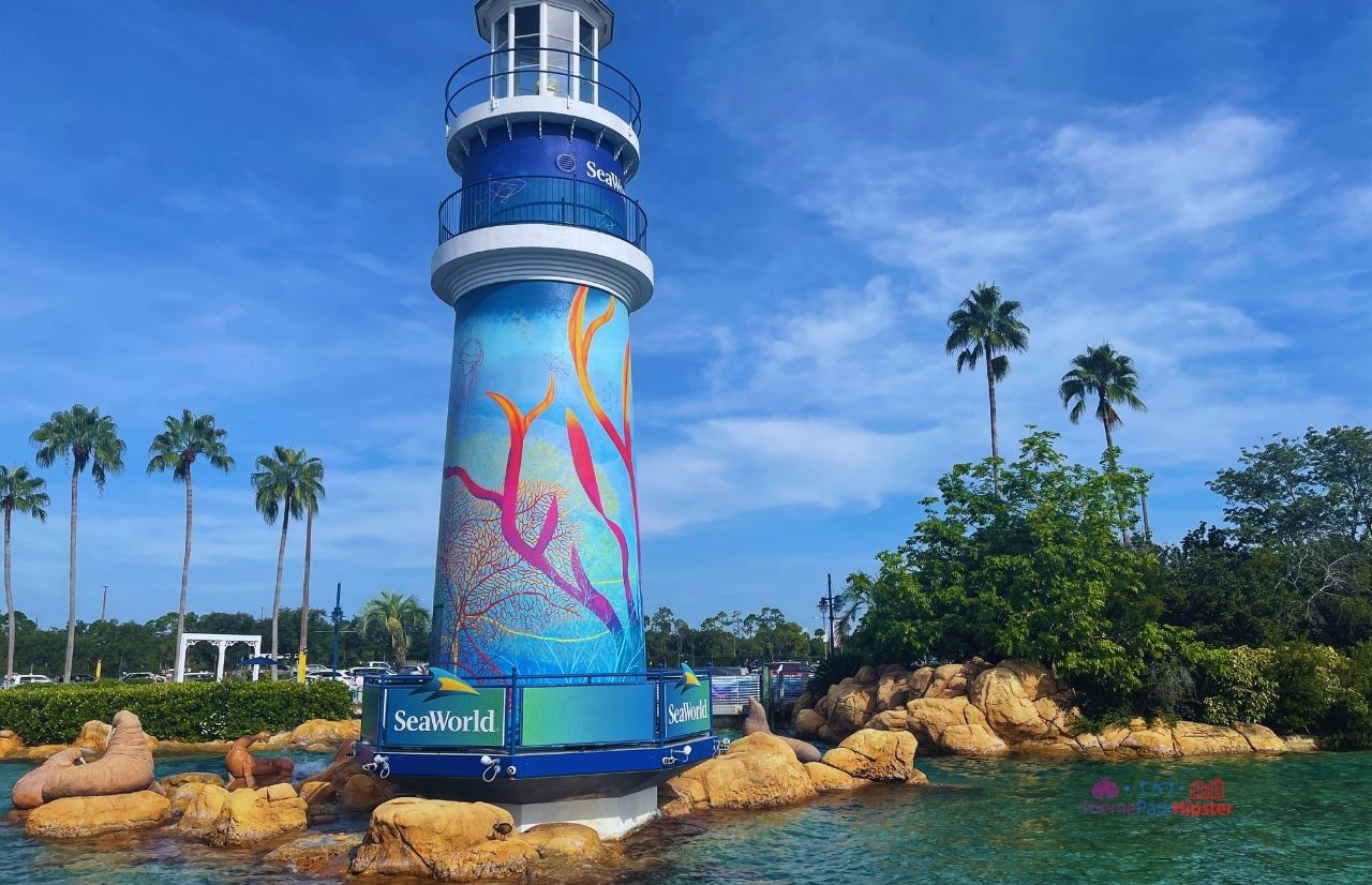 SeaWorld Orlando Lighthouse Entrance. Keep reading to know what to pack for an amusement park and have the best theme park packing list.