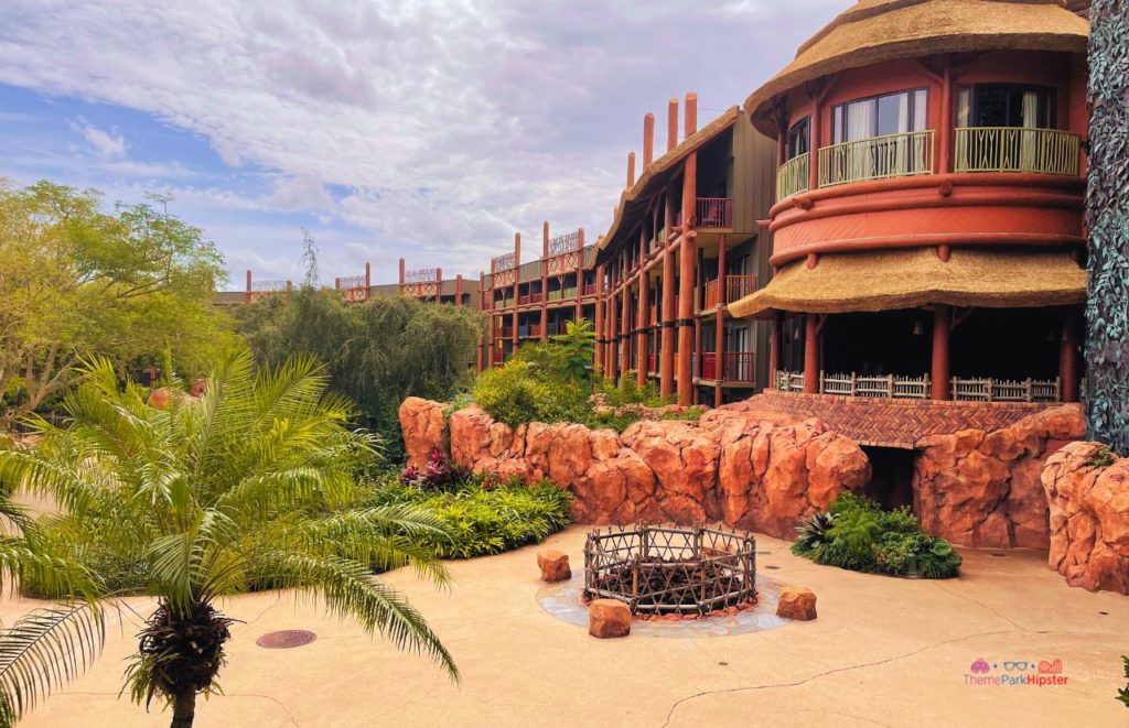 Animal Kingdom Lodge back area view. Keep reading to know how to choose the best Disney Deluxe Resorts for your vacation.