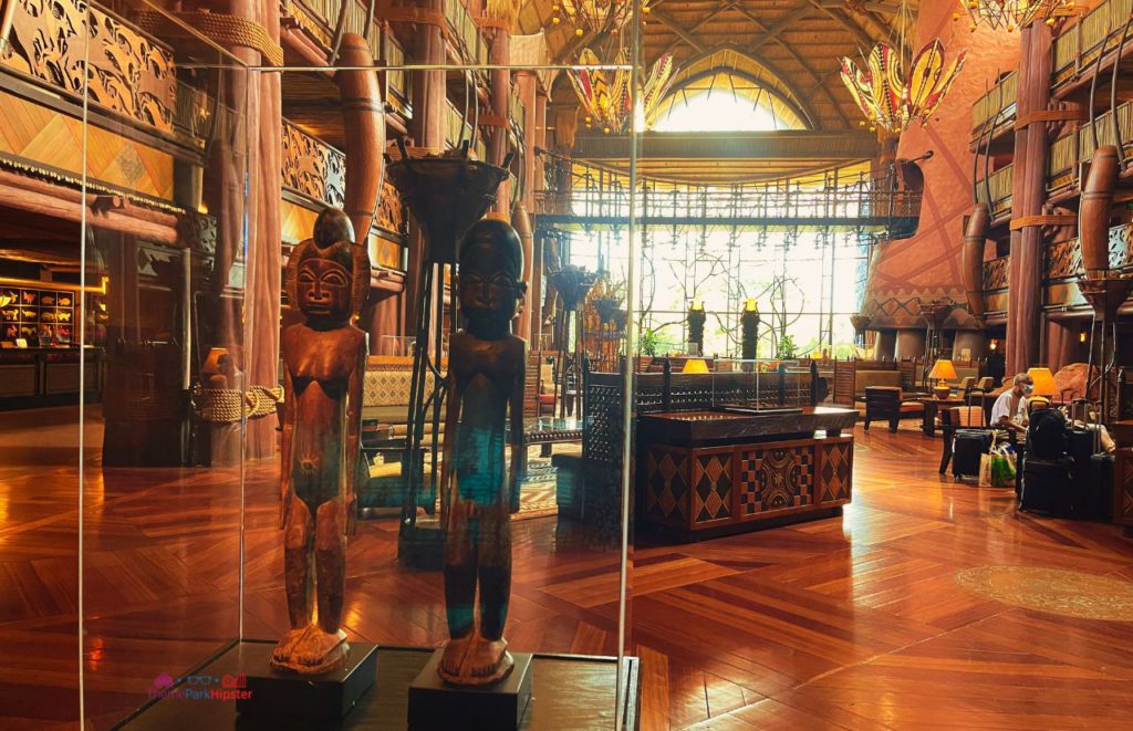 Animal Kingdom Lodge lobby with african artwork. Keep reading to learn about the best Animal Kingdom Lodge Restaurants.