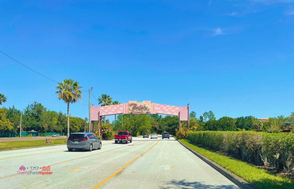 Busch Gardens Tampa Bay Welcome Sign. Keep reading to learn how to find cheap Busch Gardens tickets.