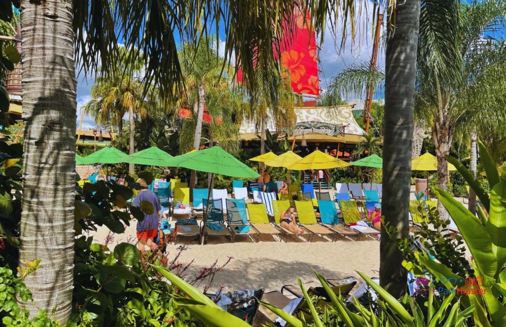 Universal Orlando Resort Volcano Bay Lounge chair area. Keep reading to get the best ways to beat the summer Florida heat. 