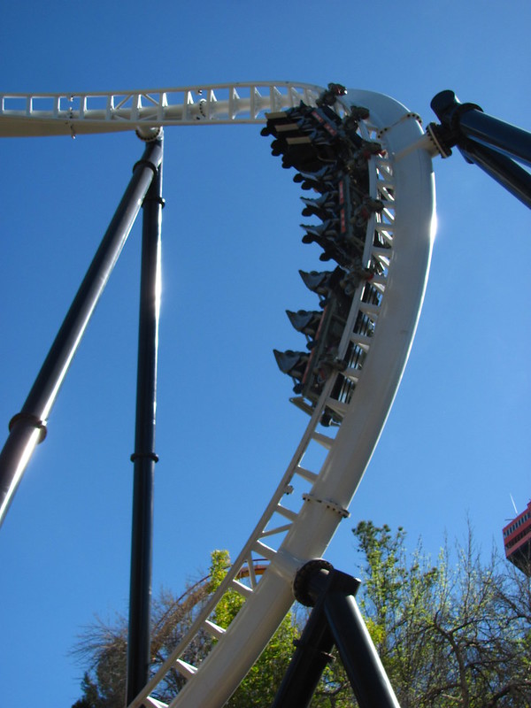 Full Throttle Six Flags Magic Mountain. Keep reading to learn about the best roller coasters in California.