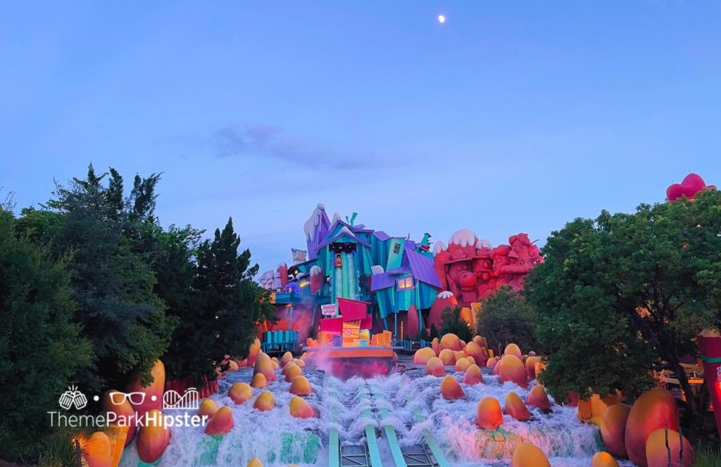 Dudley Do Right Rip Saw Falls Log Flume Water Ride Universal Orlando Resort Islands of Adventure. Keep reading to learn how to plan a day at Universal with this Islands of Adventure 1 day itinerary!