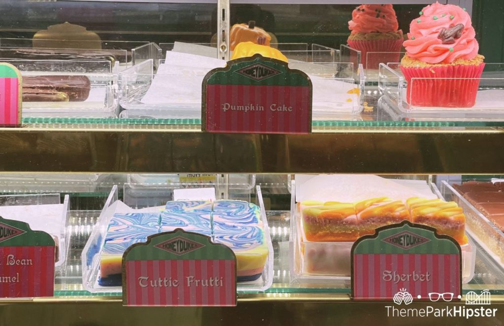 Honeydukes Pumpkin Cake and Cupcake in Harry Potter World Hogsmeade Universal Orlando Resort Islands of Adventure