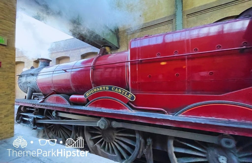 Universal Orlando Resort Hogwarts Express Train at Universal Studios Florida. Keep reading to learn about Wizarding World of Harry Universal Studios Hollywood vs Universal Orlando.