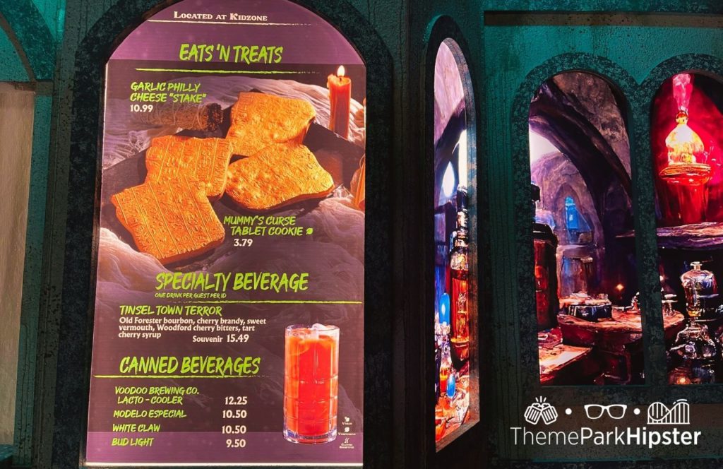 Garlic Cheesesteak Food Kiosk Mummy’s Curse Tablet Cookie HHN 31 Halloween Horror Nights 2022 Universal Orlando. Keep reading to learn about the best Universal Studios Halloween Horror Nights food and drink that you must try!