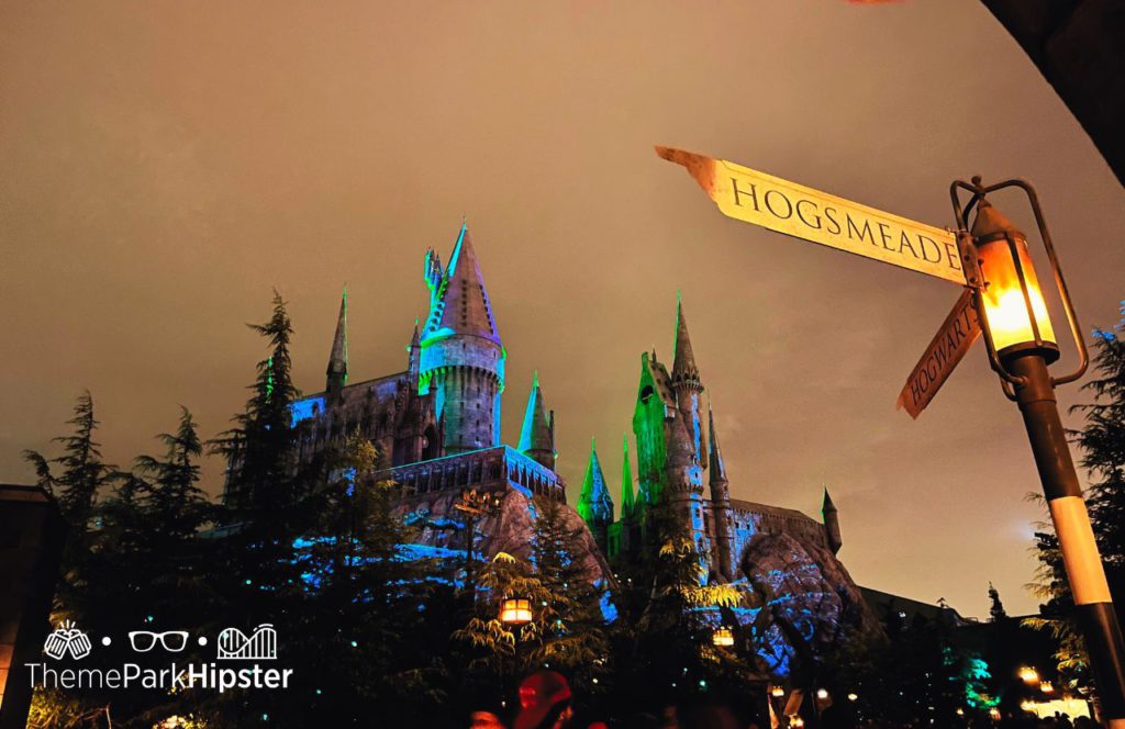 Dark Arts on Hogwarts Castle in Harry Potter World. Keep reading to get the full travel guide to 4th of July at Universal Studios Hollywood.