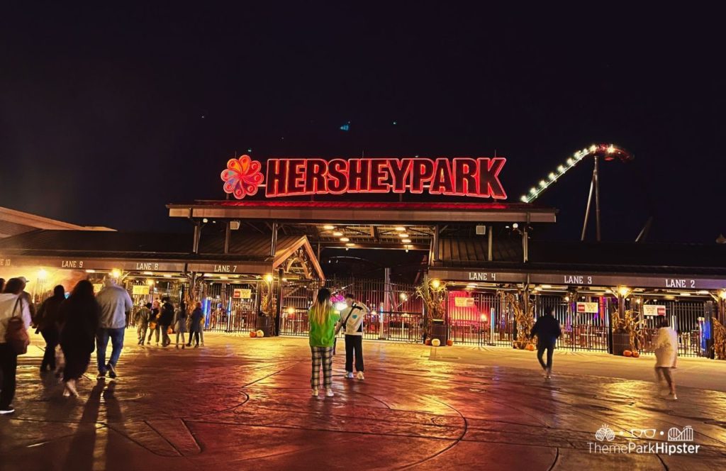 Halloween Entrance 2023 Hersheypark Dark Nights. Keep reading to learn about Halloween at Hersheypark in Hershey, Pennsylvania!