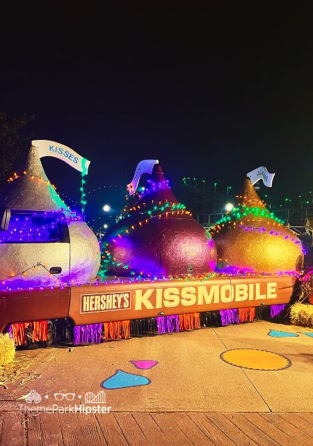 Kiss Mobile 2023 Hersheypark Dark Nights. Keep reading to learn about Halloween at Hersheypark in Hershey, Pennsylvania!