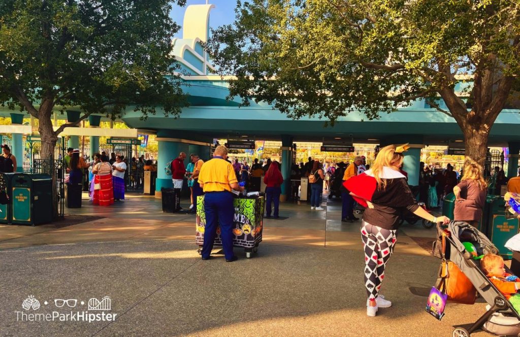 Treat or Treat Stations at Halloween at Disneyland and Disney California Adventure Oogie Boogie Bash Party. Keep reading to get the best days to go to Disneyland and Disney California Adventure and how to use the Disneyland Crowd Calendar.