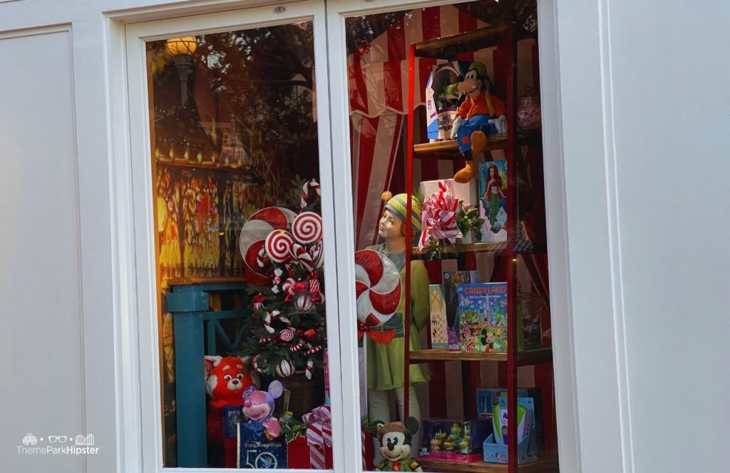 Christmas at Disney Boardwalk Inn and Villas Store Display at Thimbles and Threads