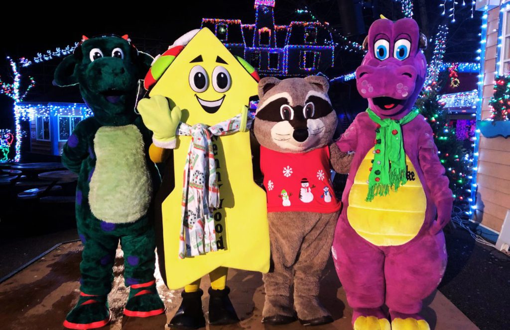 2024 Kennywood Holiday Christmas Lights Event Characters