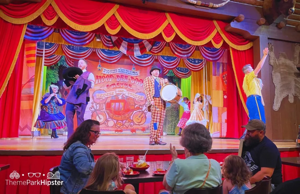 Disney Wilderness Lodge Resort Hoop Dee Doo Musical Revue Performers