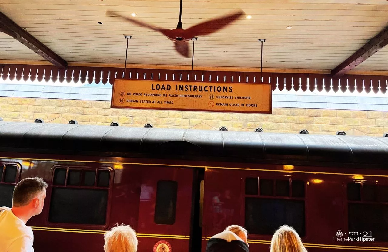 Ride the Hogwarts Express at Universal Orlando: 2023 Guide the Magical Train! - ThemeParkHipster