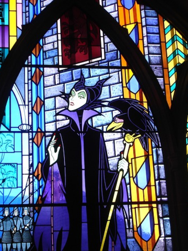 31 BEST Disney Halloween Movies (MUST WATCH IN THIS ORDER) Story