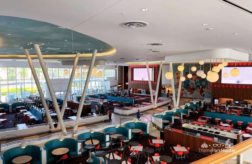 Bayliner Diner with retro style seating at Cabana Bay Beach Resort Hotel at Universal Orlando. Keep reading to find out more about Halloween Horror Nights hotels.