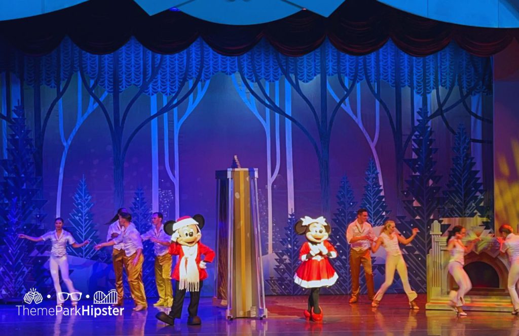 Disney Holidays in Hollywood Show with Minnie and Mickey Mouse. Hollywood Studios Jollywood Nights Christmas Celebration at Disney World