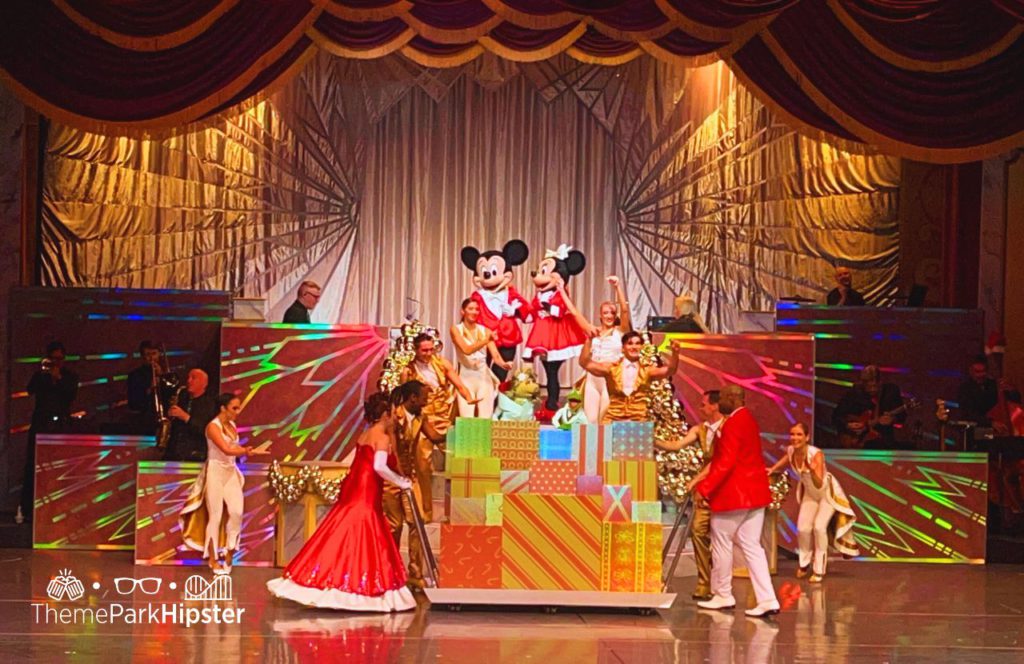 Disney Holidays in Hollywood Show with Minnie and Mickey Mouse. Hollywood Studios Jollywood Nights Christmas Celebration at Disney World 2024
