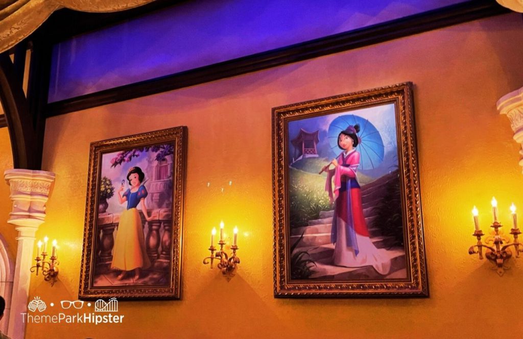 Disney Magic Kingdom Park Princess Fairytale Hall Snow White and Mulan