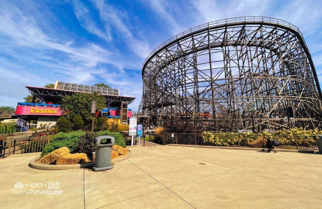 Cedar Point Amusement Park Ohio Gemini Roller Coaster