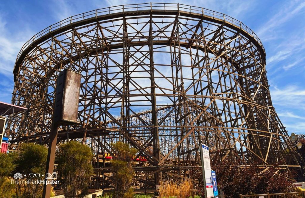 Cedar Point Amusement Park Ohio Gemini Roller Coaster