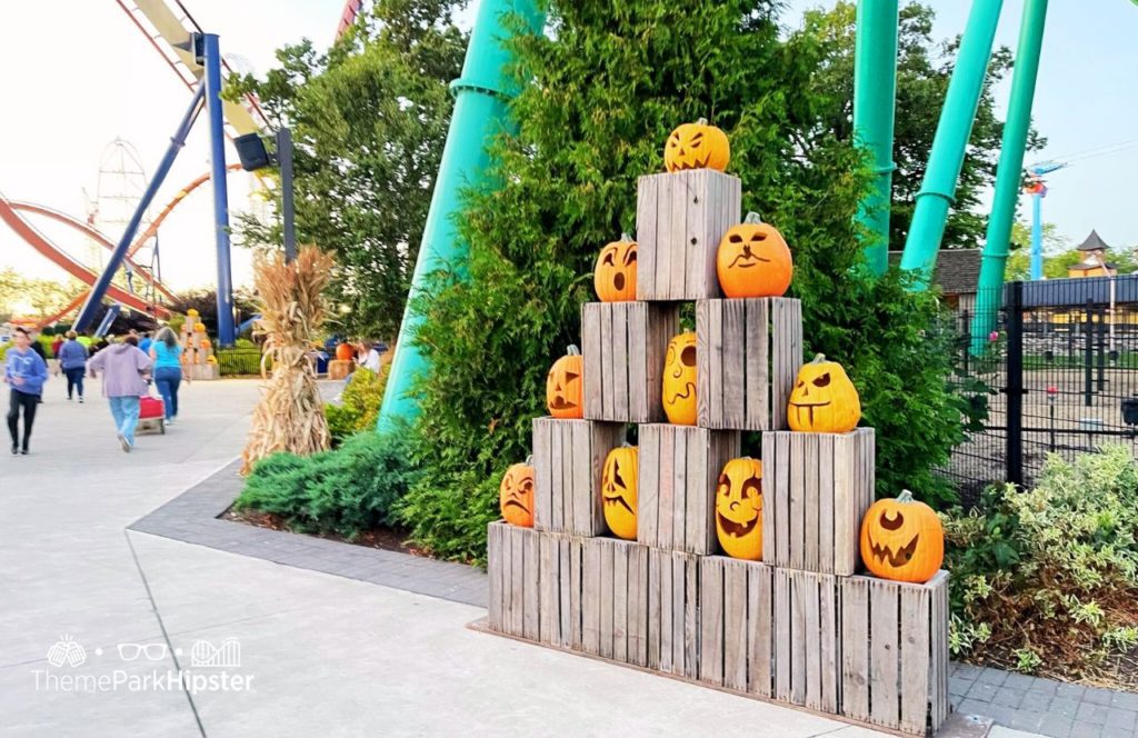 Cedar Point Ohio Amusement Park Halloweekends decor