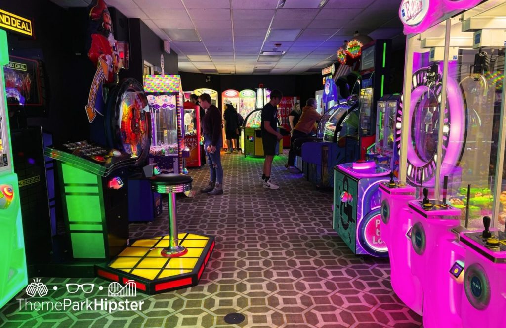 Cedar Point Ohio Hotel Breakers Arcade