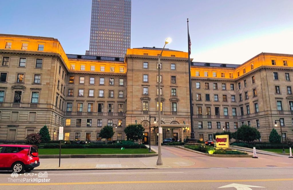 One of the best things to do in Cleveland, Ohio Downtown Drury Inn Hotel. Keep reading to learn more about how to get from Cleveland to Cedar Point.