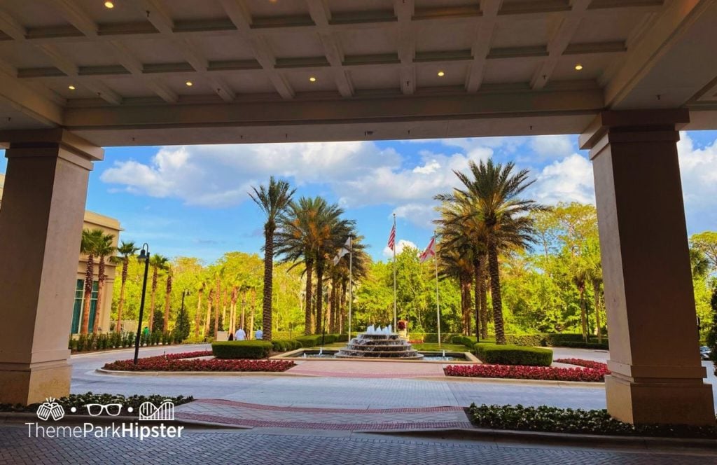 Waldorf Astoria at Disney World. Keep reading to find out all you need to know about eating at Bull & Bear Waldorf Astoria Orlando.